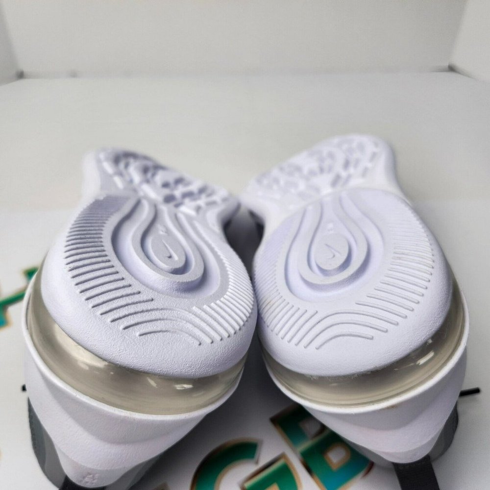 Nike Air Max Axis Low Womens Running Training Shoes Gray White AA2168-001 - Picture 9 of 9
